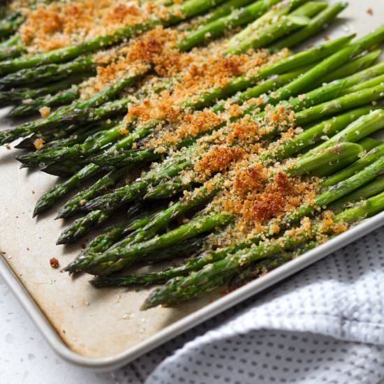 Baked Asparagus - Recipe photo by foodfashionandfun