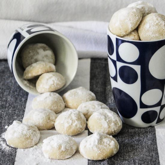 Russian Rum Teacakes - Recipe photo by JayofBaking