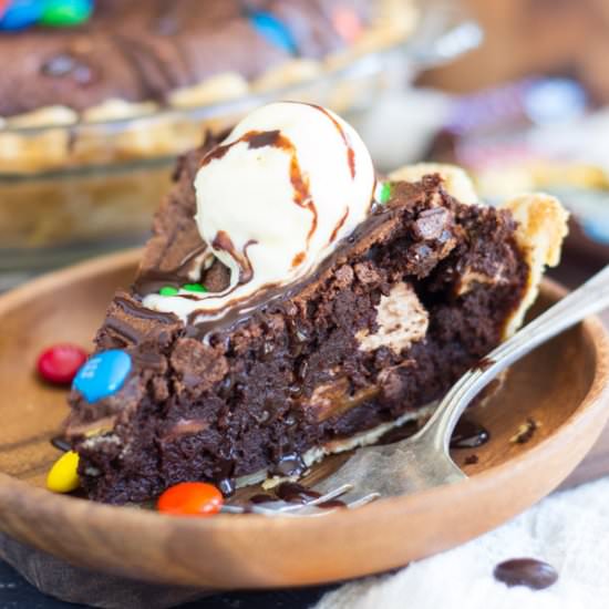 Candy Bar Brownie Pie - Recipe photo by thegoldlininggirl