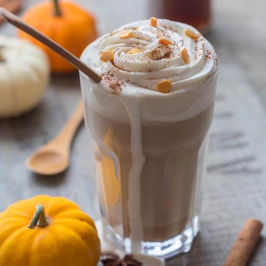 Pumpkin spice latte - Recipe photo by Cuisine Addict