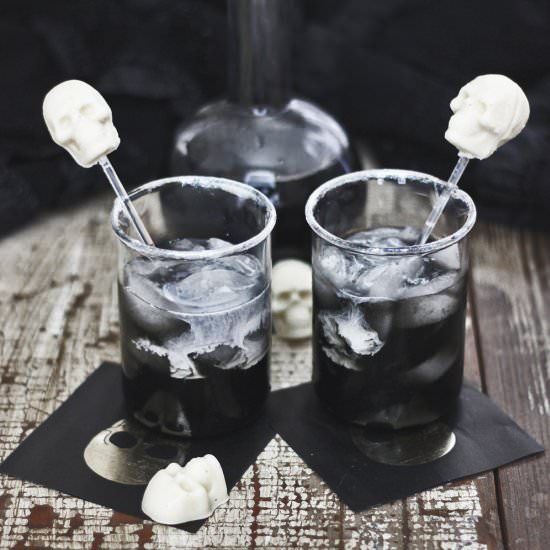 Spooky Black-and-White Russians - Recipe photo by Hannah Berry