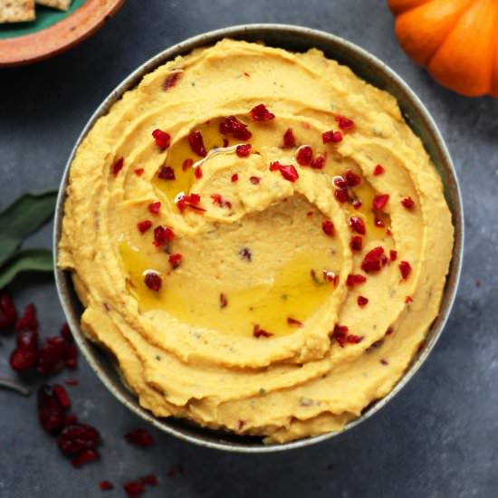 Roasted Garlic&Sage Pumpkin Hummus - Recipe photo by thymeandtoast