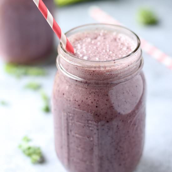 Breakfast Blueberry Shake - Recipe photo by KimchiChick