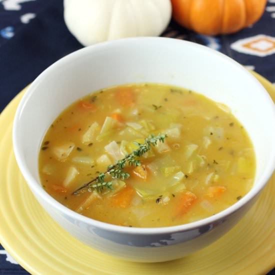Carrot, Parsnip & Garlic Soup - Recipe photo by Food Gal