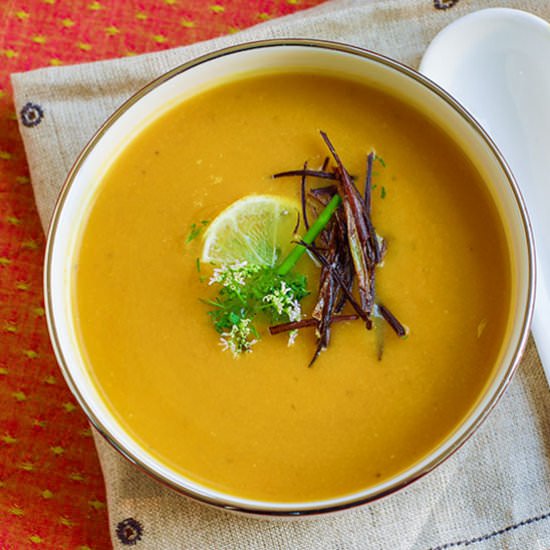 Exotic Pumpkin Soup - Recipe photo by ecomom