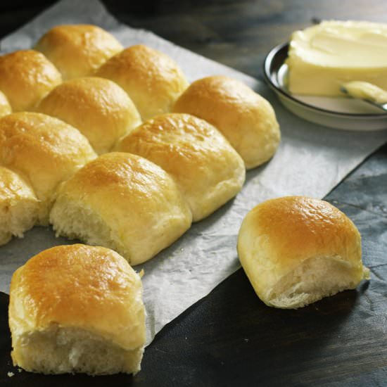 Dinner Rolls - Recipe photo by Home Cooking Adventure