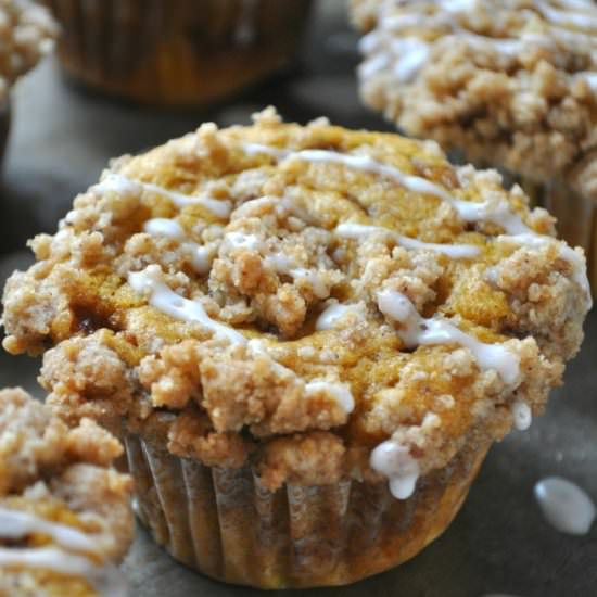 Vegan Pumpkin Cinnamon Muffins - Recipe photo by rabbitandwolves
