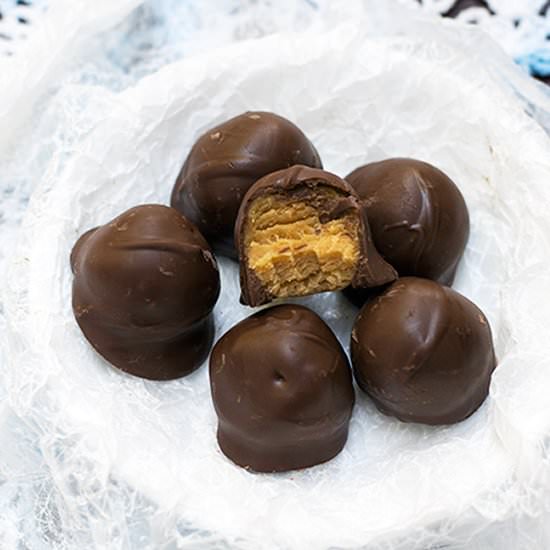 Peanut Butter Balls - Recipe photo by Carissa @ thrift and spice