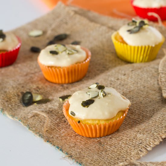 Mini Butternut Squash Cupcakes - Recipe photo by zuckerbaeckerin