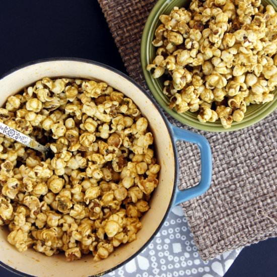 Cheesy Pizza Popcorn - Recipe photo by spill the greens