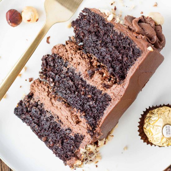 Ferrero Rocher Cake - Recipe photo by Livforcake