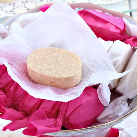 Polvoron with Cashew - Recipe photo by foxy folksy