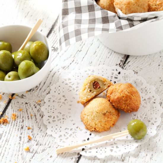 Cheesy Olive Pastries - Recipe photo by littlesugarsnaps