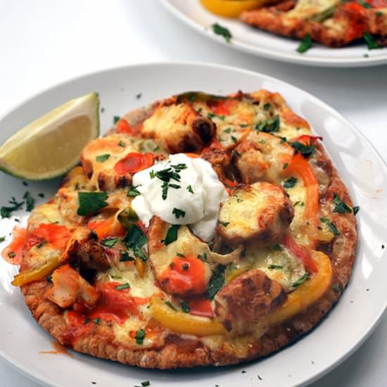 Chicken Fajita Pita Pizza - Recipe photo by eatingwithemmylou