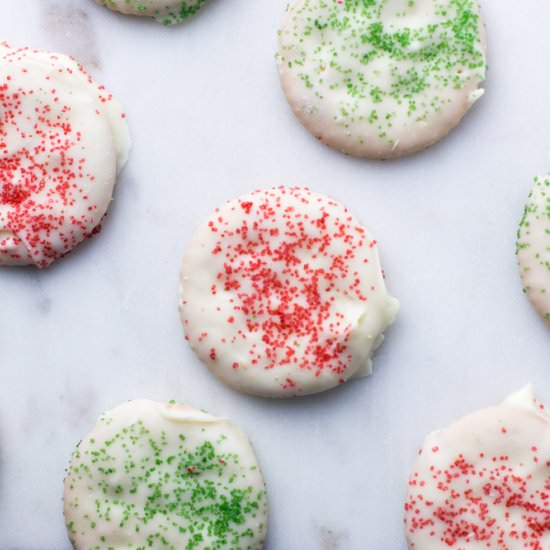Ritz Cracker Peppermint Cookies - Recipe photo by megiswell