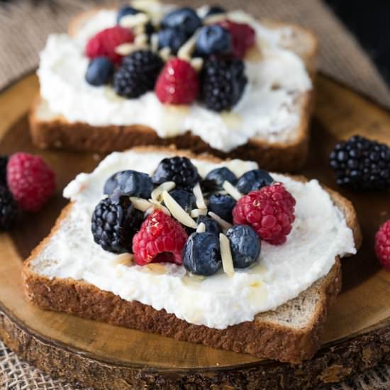 Sunrise Power Berry Pulse Toast - Recipe photo by simplystacie