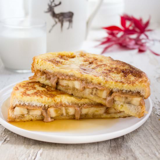 Peanut Butter Banana French Toast - Recipe photo by Valeries Keepers