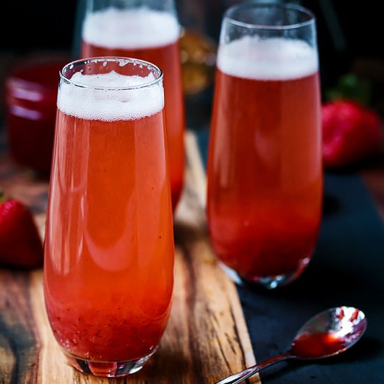 Strawberry Lemonade Mimosa - Recipe photo by Cooks With Cocktails