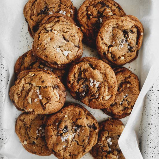Vegan Chocolate Chip Walnut Cookies - Recipe photo by butterandbrioche
