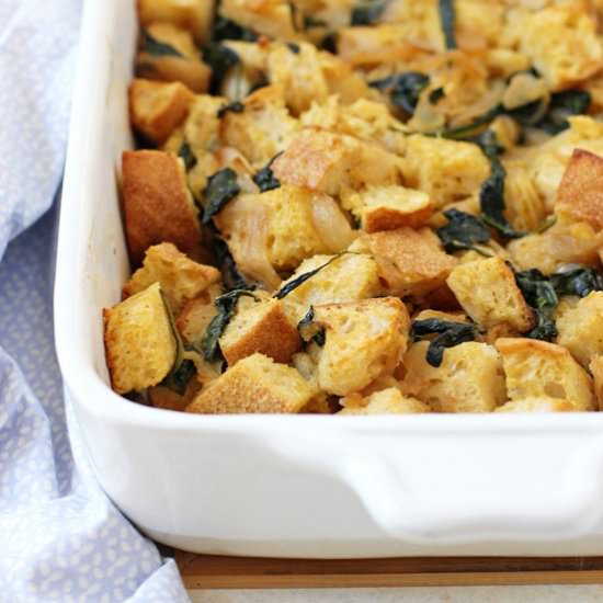 caramelized onion stuffing - Recipe photo by Cook Nourish Bliss