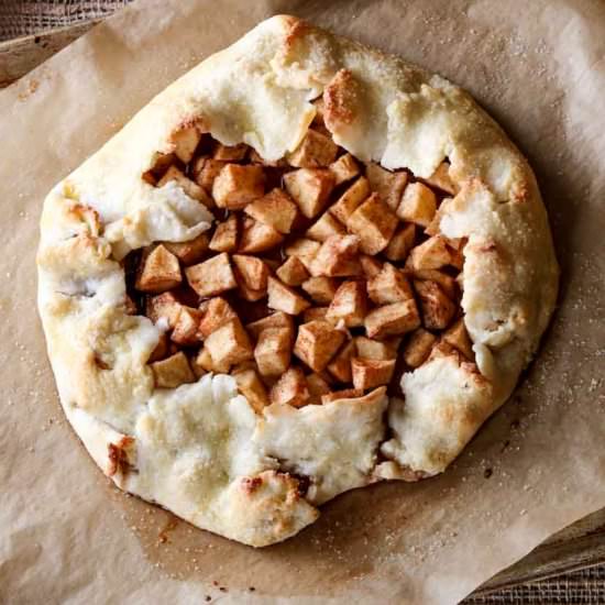 Gluten-free Cinnamon Apple Galette - Recipe photo by WanderlustandWellness