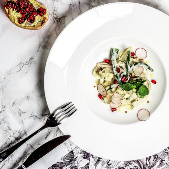 APPLE & FENNEL SALAD - Recipe photo by VegDept.