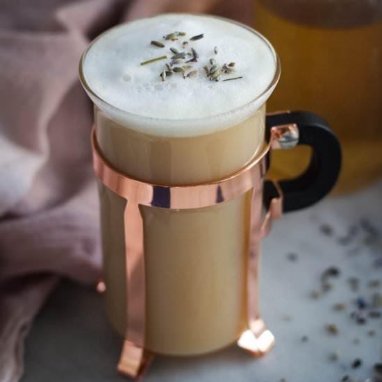 Earl Grey Latte with Lavender - Recipe photo by feast_and_fable