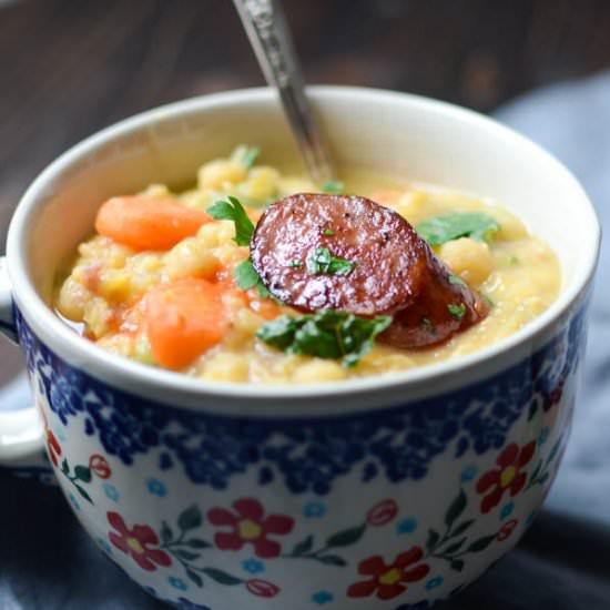 Yellow Peas with Smoked Sausage - Recipe photo by garlic and zest