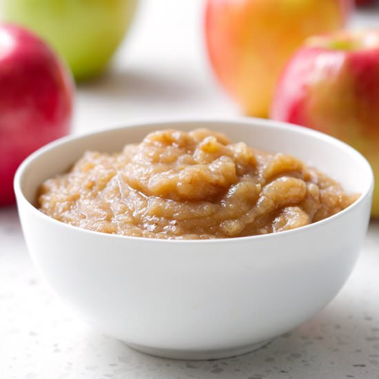 Slow Cooker Applesauce - Recipe photo by foodfashionandfun