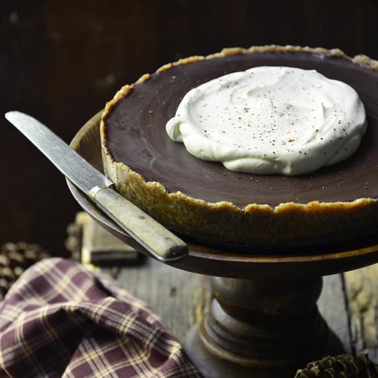 No-Bake Vegan Spiced Pumpkin Tart - Recipe photo by AnEdibleMosaic
