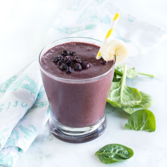 Blueberry and Greens Smoothie - Recipe photo by nourishedtheblog