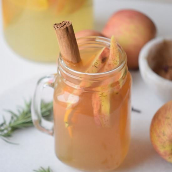 Warm Apple Cider Recipe - Recipe photo by JenniferH