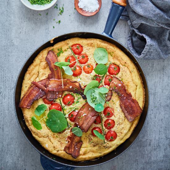 Omelette with Bacon - Recipe photo by madetmere