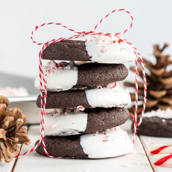 Dark Chocolate Candy Cane Cookies - Recipe photo by Livforcake