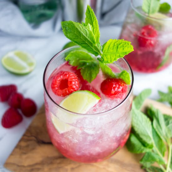 Raspberry Mojito Cocktails - Recipe photo by kirstywats