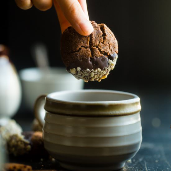 Paleo Hazelnut Chocolate Gingersnap - Recipe photo by foodfaithfitness