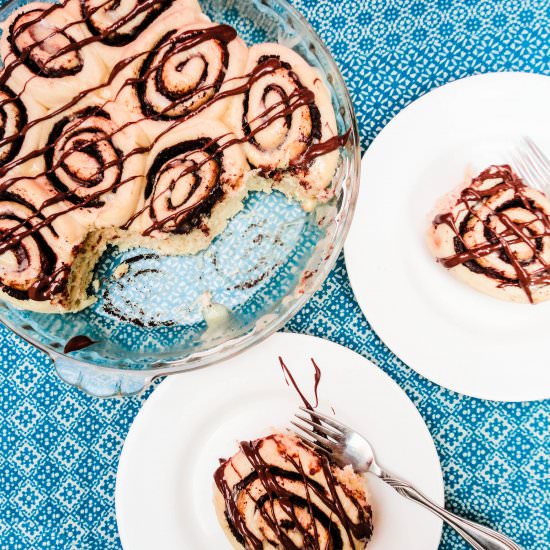 NUTELLA CINNAMON ROLLS - Recipe photo by spatulainmypocket
