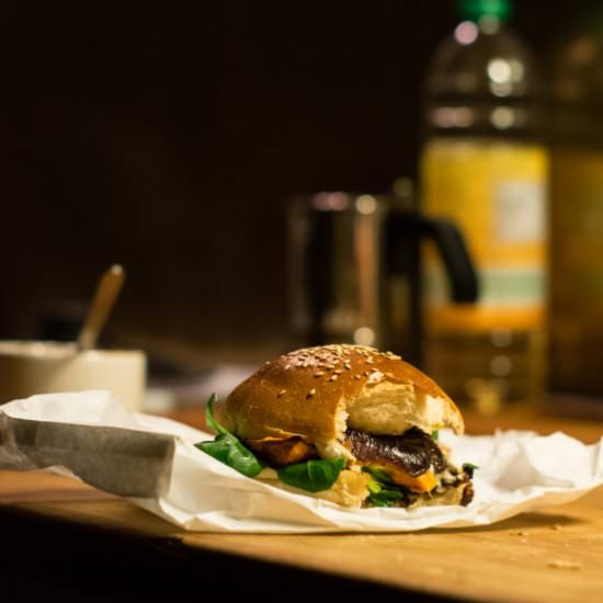 Autumnal Burger with Melted Onions - Recipe photo by inthemoodforfood