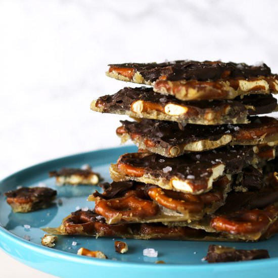 Salt Caramel Chocolate Pretzel Bark - Recipe photo by honeyandbirch