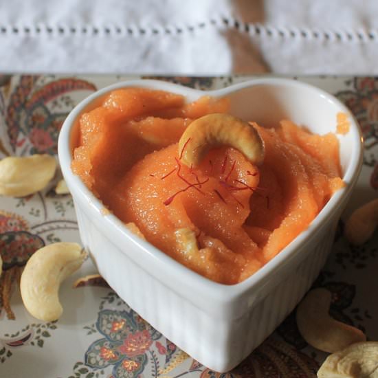 Semolina Pudding – Rava Kesari - Recipe photo by JayofBaking
