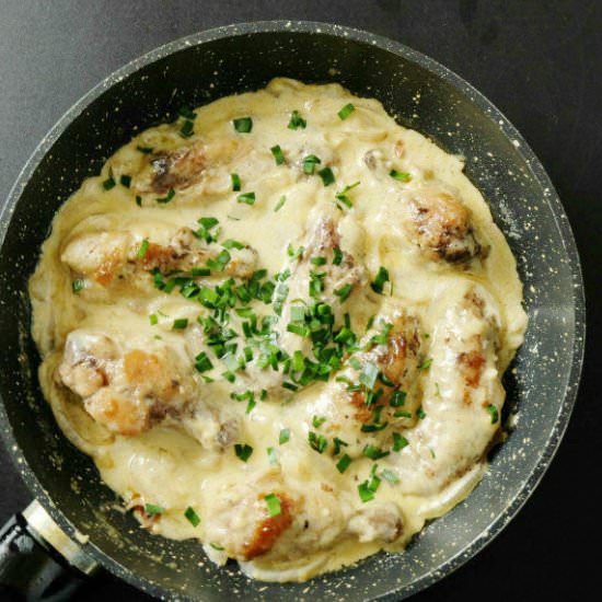 White Onion Sauce Chicken Wings - Recipe photo by biohackers recipes