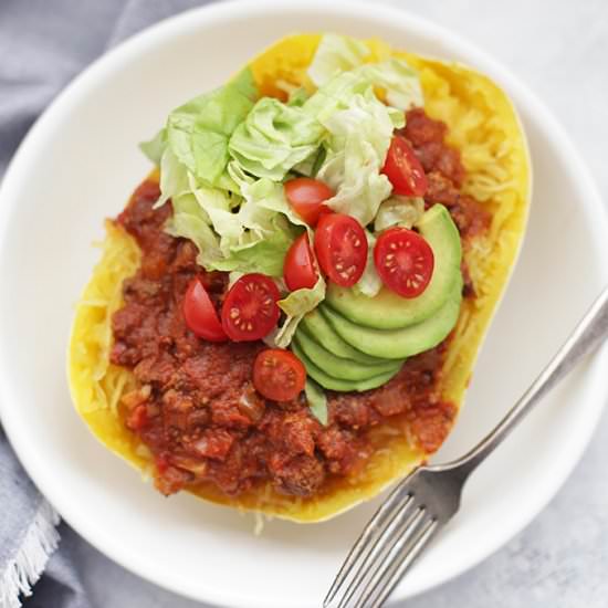 chili stuffed squash - Recipe photo by onelovelylife