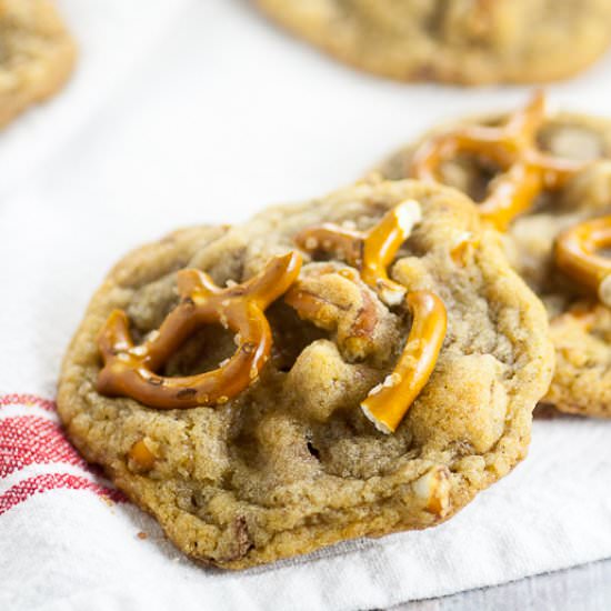 Toffee Pretzel Cookies - Recipe photo by thegraciouswife
