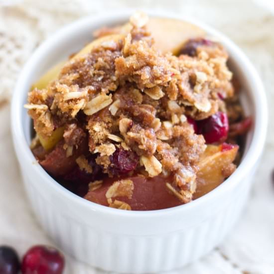 Cranberry Apple Fruit Crisp - Recipe photo by a latte food