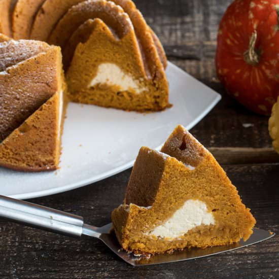 Pumpkin Cream Cheese Bundt Cake - Recipe photo by Home Cooking Adventure