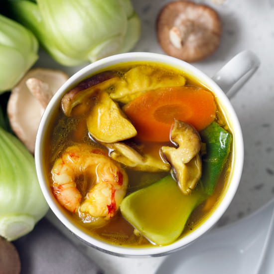 Shrimp, Bok Choy and Tumeric Soup - Recipe photo by foodfashionandfun