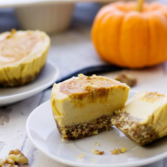 Vegan Pumpkin Cheesecake Bites - Recipe photo by servingrealness