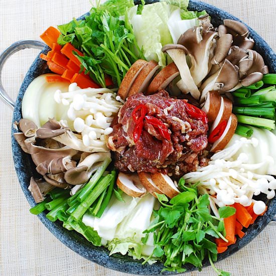 Bulgogi hot pot - Recipe photo by hyosunro