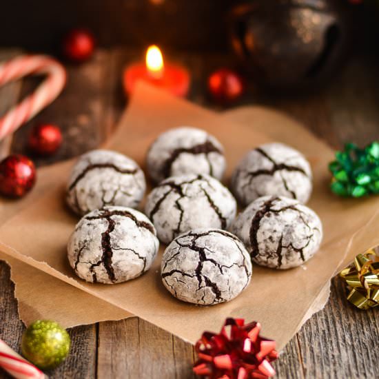 Chocolate Crinkle Cookies - Recipe photo by wip_blog