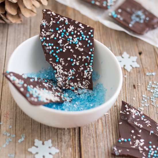 Christmas Chocolate Bark - Recipe photo by Happy Foods Tube
